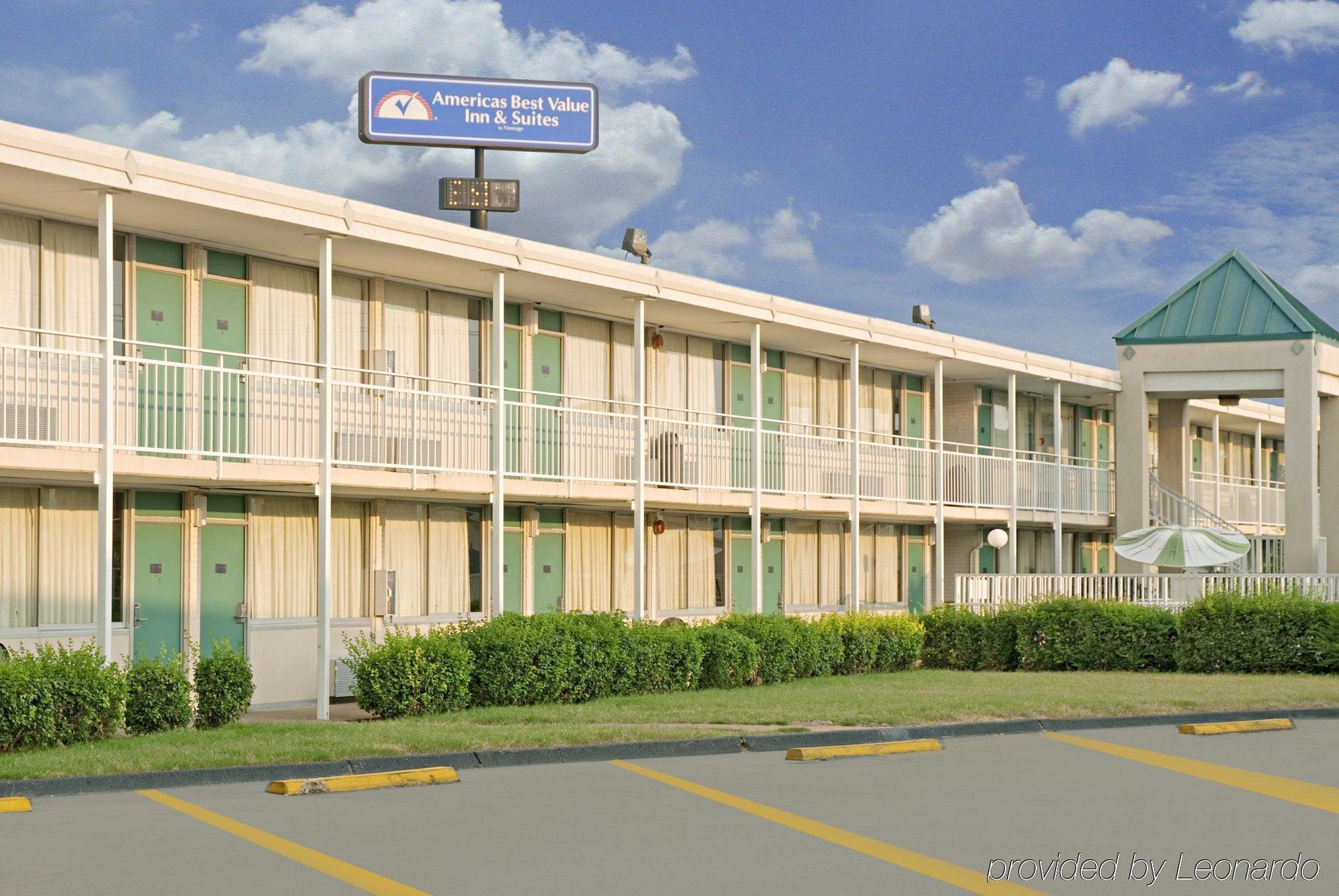 America'S Best Value Inn & Suites - Memphis/Graceland Eksteriør bilde